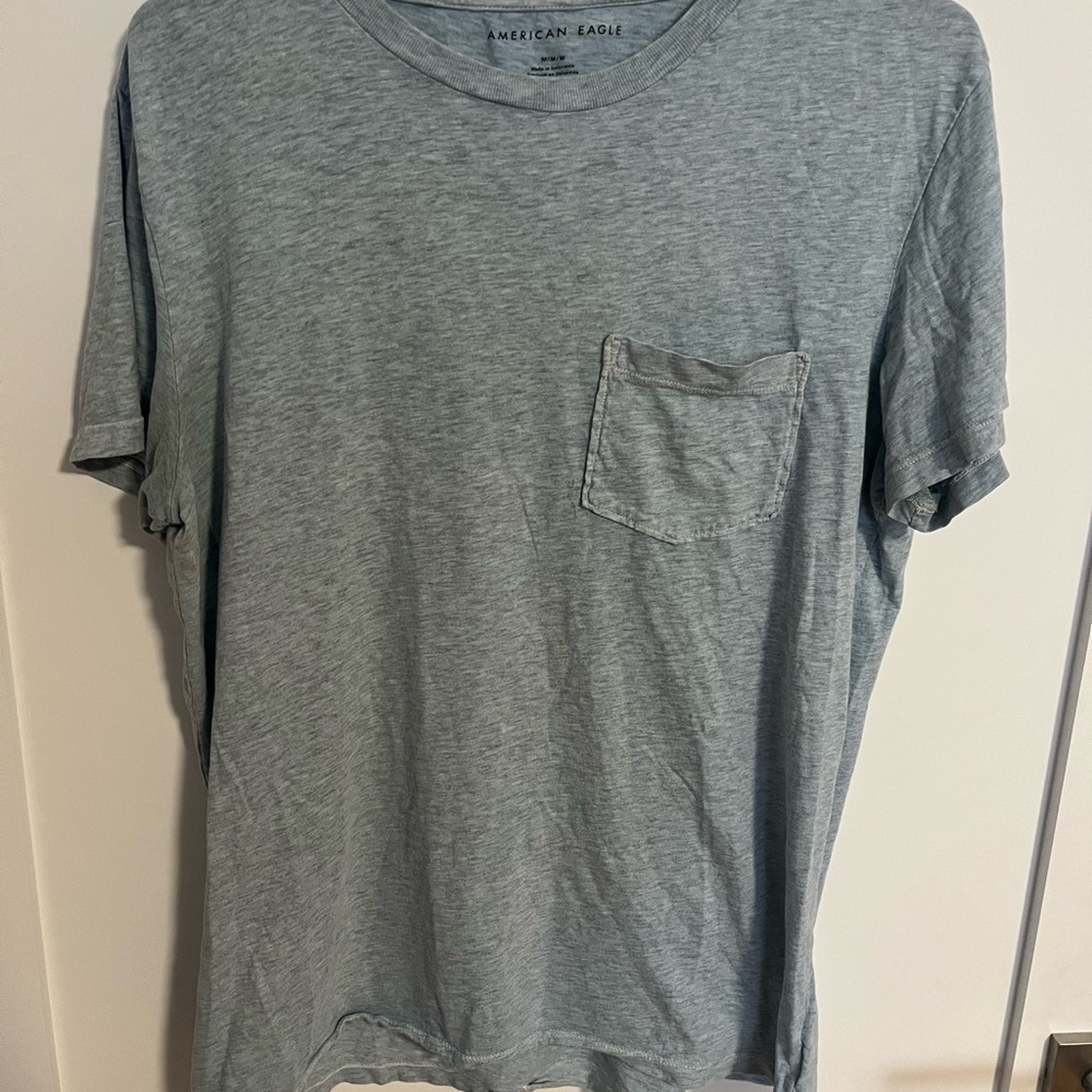 American Eagle Outfitters Men's Light Blue T-Shirt